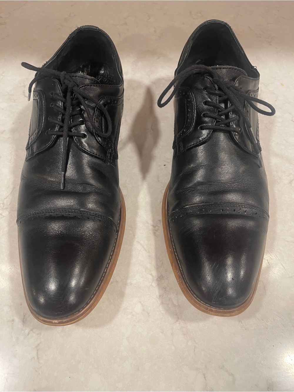 Stacy Adams‎ Black Leather Cap-Toe Oxfords with Tan Welt
